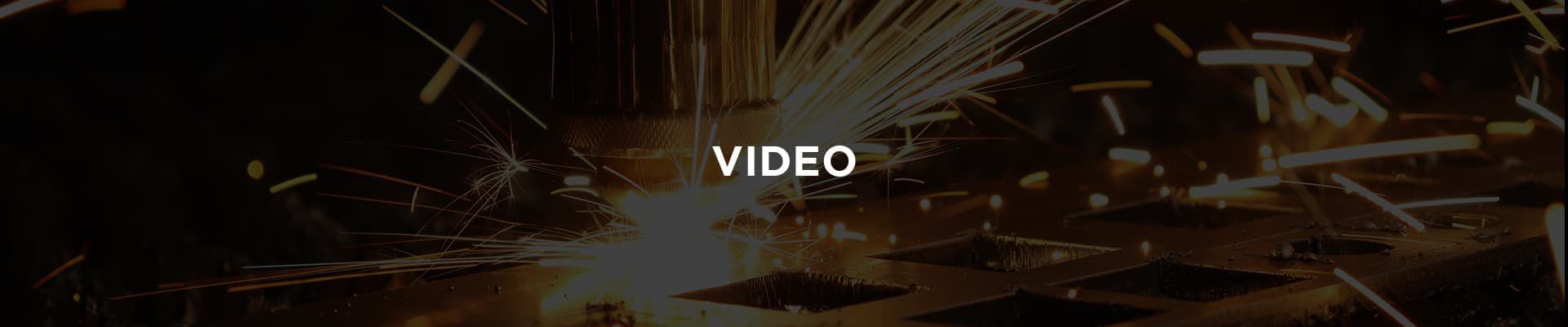 قطع الألواح المعدنية بليزر الألياف